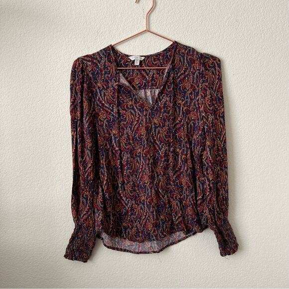 Lucky Brand navy blue red paisley print top split neck tie long smocked sleeve - Picture 1 of 5